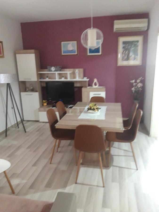 Apartments Smiljana Mucic Makarska Eksteriør billede